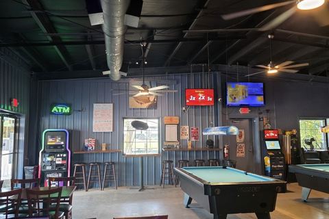 Lo-re-Lei Pub & Grill.